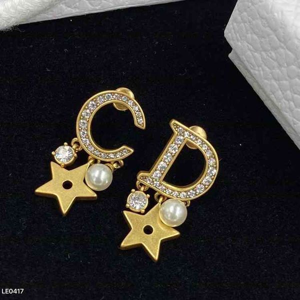 

2022 factory wholesale new dijia style diamond inlaid bronze pearl earrings five pointed star earrings simple old, Golden