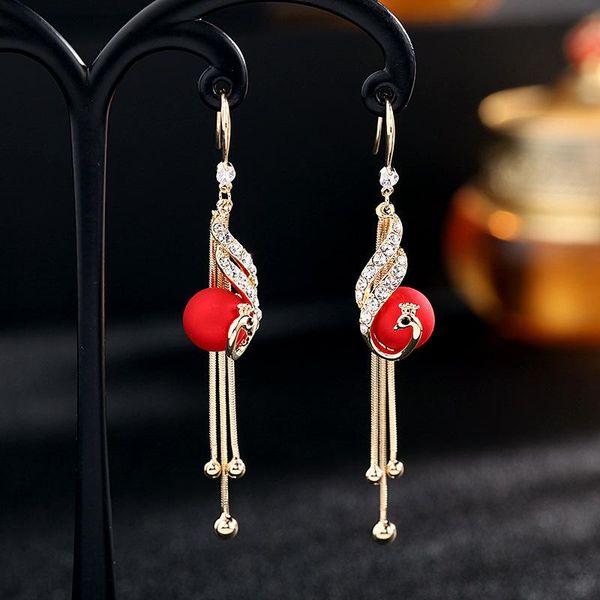 Baumeln Kronleuchter Rot Strass Perle Pfau Anhänger Tropfen Ohrringe Für Frauen Mädchen Koreanische Schmuck Hochzeit Geschenk Gold Lange Kette QuasteDang