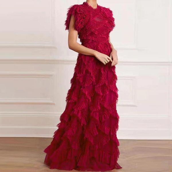 Lässige Kleider Runway Designer Hochwertiges bodenlanges Kleid Vintage Chic Party Rüschen Patchwork Polk Dot Tüll Cascading Maxi Red GownCasua