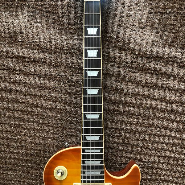 

lectric guitar,rosewood fingerboard,burst color quilte maple,dark sunburst