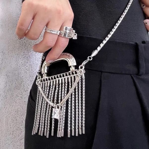 

niche design personality tassel chain bag big diamond metal shape diagonal bag