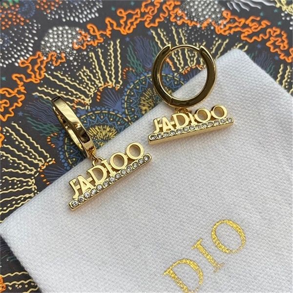 

2022 20% off designer jewelry d letter niche design straight row di family metal fashion women's earrings, Golden
