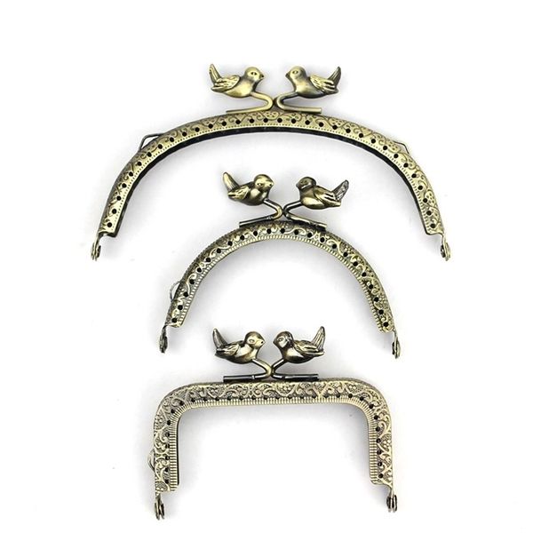 

1pcs 8 5 12 5cm bird head embossed antique bronze metal purse frame bag kiss clasp handle diy accessories 220617, Black