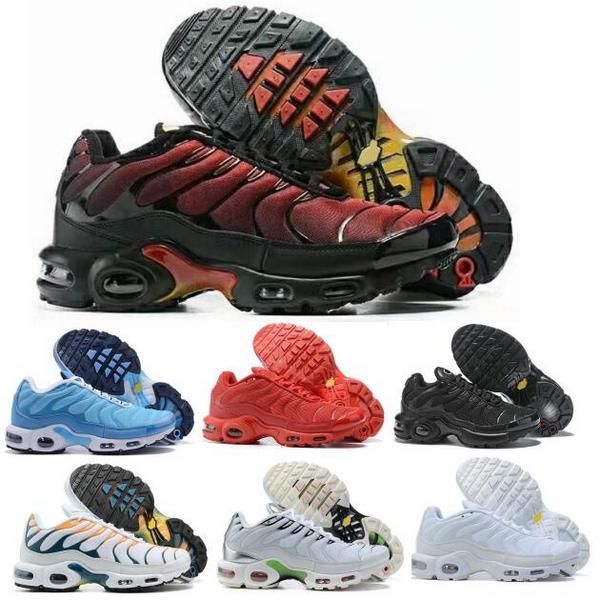 

2022 tn plus mens running shoes triple black white neon metallic silver first use university blue sunset orange yellow designer trainer snea
