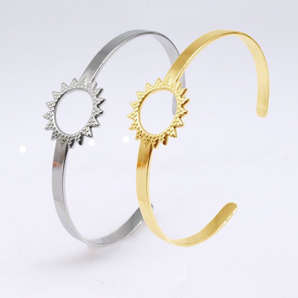 

opening adjustable stainless steel bracelet sunflower hollowed out niche bracelet, Golden;silver