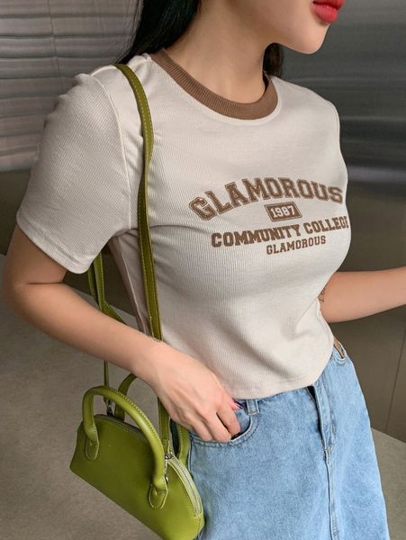 

dazy letter graphic contrast trim tee j81l#, White
