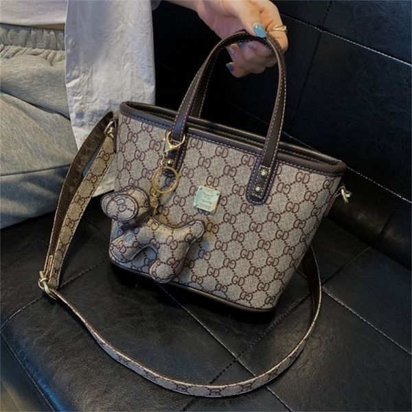 

discounts bucket european and american fashion versatile large capacity handbag factory store online