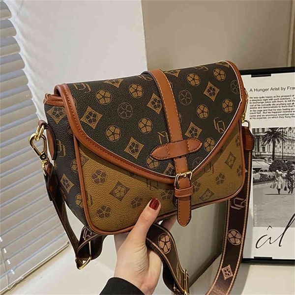 

factory sale super low discount high sense female winter fashion net red single armpit versatile wide shoulder strap small square bag