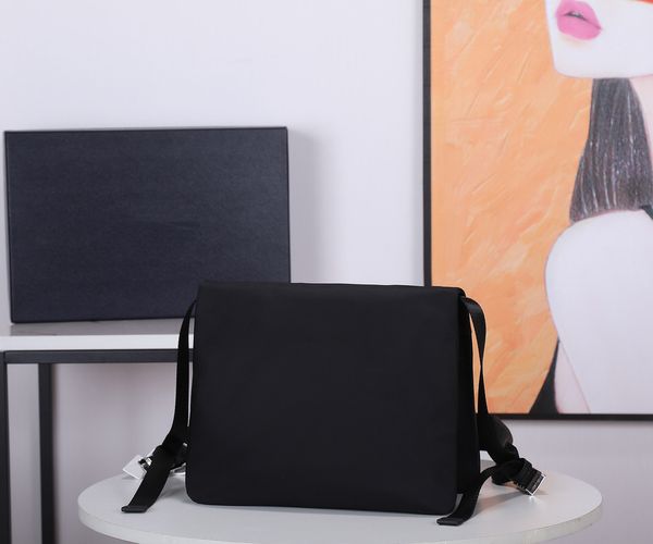 

2020 new messenger bag 2vh058 saffiano, Blue;pink