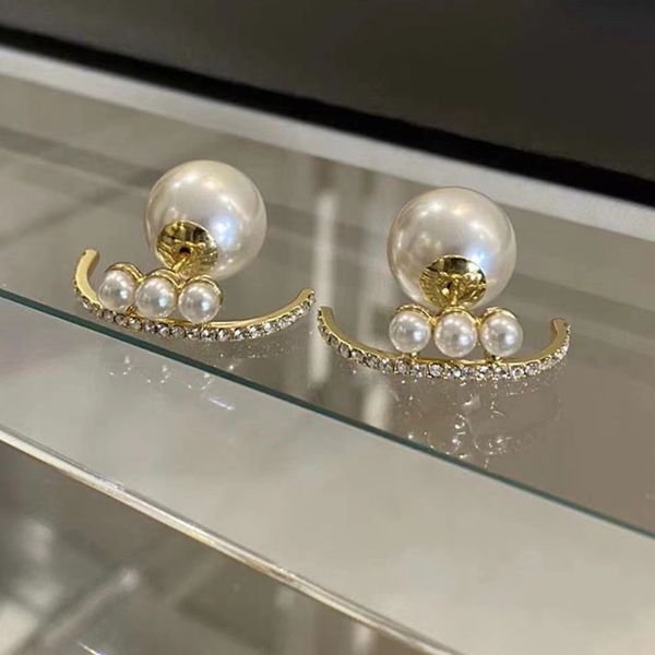 

d-house dijia pearl c-shaped earrings simple fashion classic feminine high version 925 sier needle, Golden