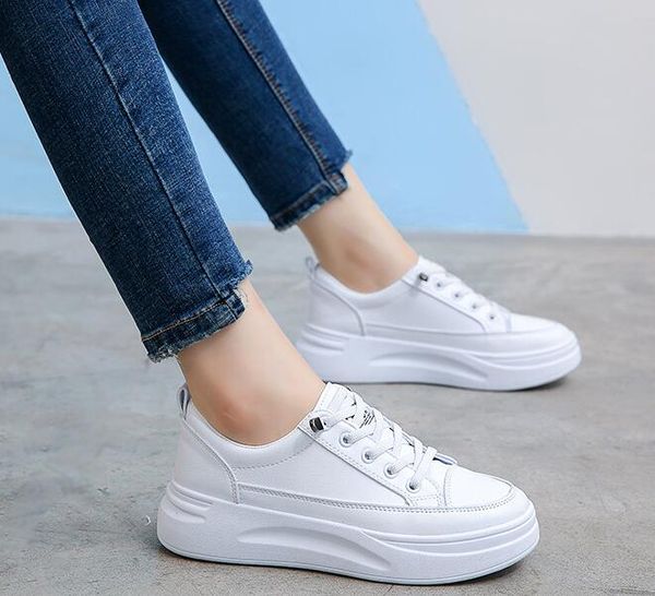 

2022 new women's shoes lace up leisure thick soled elevated sports small white shoes Men's Sneakers for Sale Anniversary red Gold wear, Black