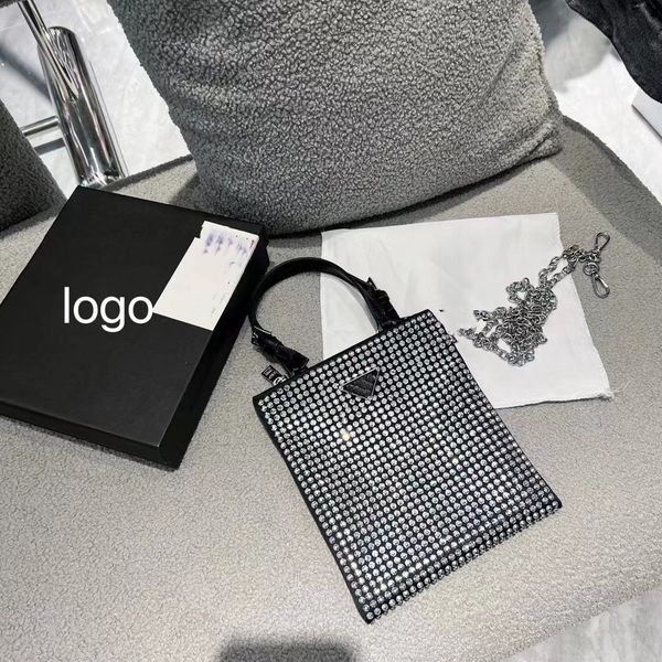 

2022 new fashion handbag shiny shopping mini messenger hand bill of lading shoulder fashion solid color luxury bag g220726