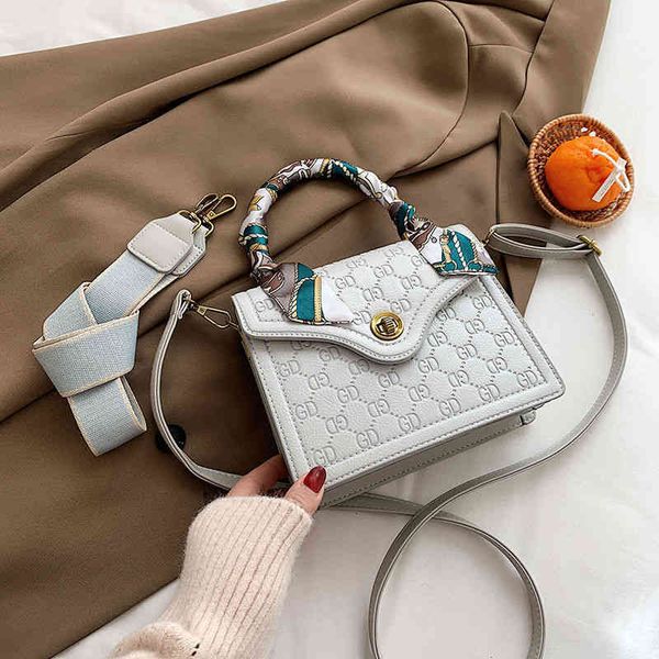 

designer handbags bag female 2022 new korean cross messenger small square bag net red foreign style ins portable shoulder