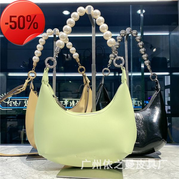 

luxury designer bags fashion luxury designerbag female 2022 new small c family pearl chain armpit fashionable simple one shoulder portable m