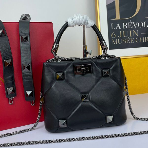 

design bucket bag retro plaid rivet leather large capacity handbag ladies new fashion hardware chain multifunctional crossbody shoulder bag