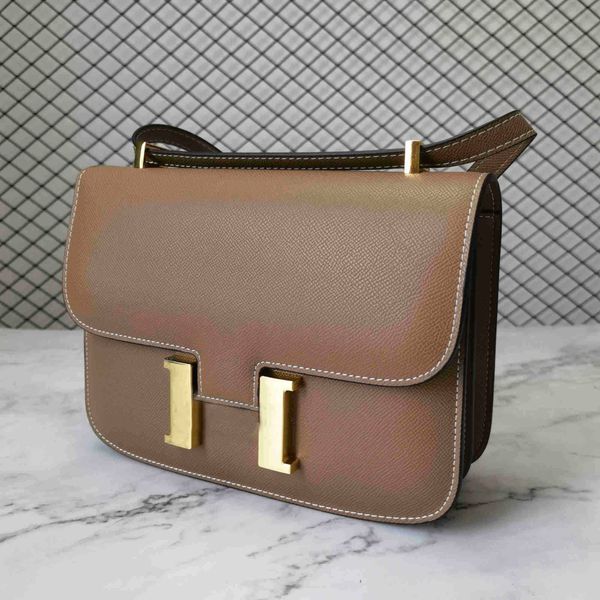 

new arrival women luxurys designers bags 2021 chest pack lady tote chains handbags messenger backpack nylon crossbody bag european and