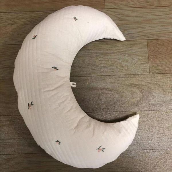 Almofada/travesseiro decorativo Moon urso padrão de almofada bordado de bordado Evite solavancos delicados artesanato em forma de lua de bebê em forma de lua