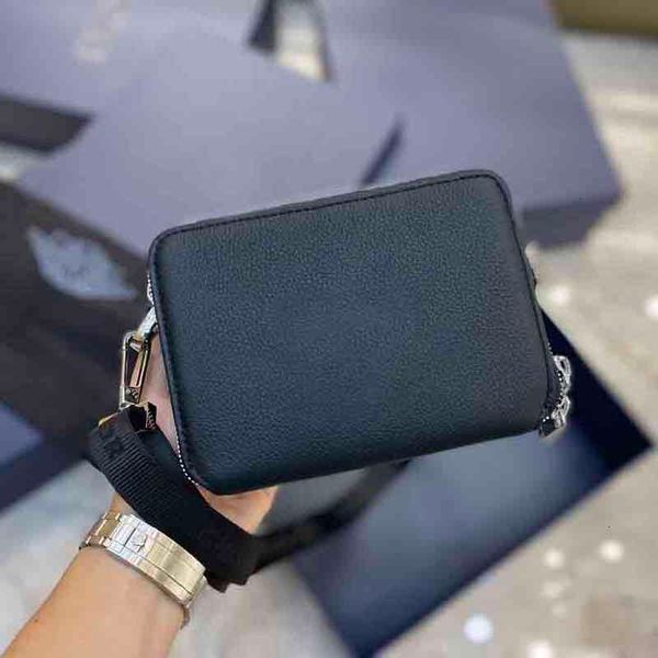 

2021 latest double zipper camera bag men and women same fashion one shoulder crossbody bag classic presbyopia mini handbag