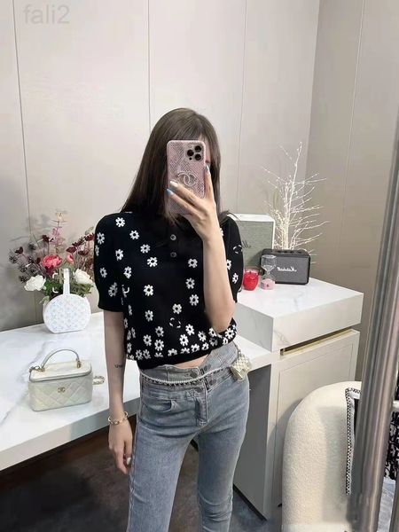 

women's sweaters designer small floral short sleeved sweater women's 2022 spring and summer new color contrast jacquard age reduct, White;black