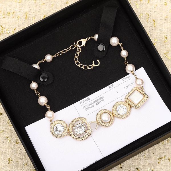 

2022 luxury quality charm pendant necklace with nature shell beads and crystal for women wedding jewelry gift have box stamp ps7639, Golden