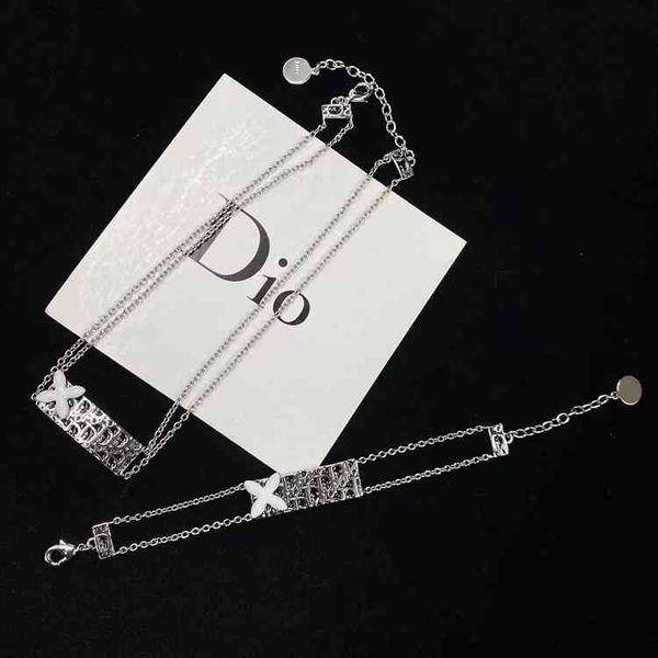 

fine jewellery clover cross letter hangtag chain necklace classic women's double layer bracelet, Black