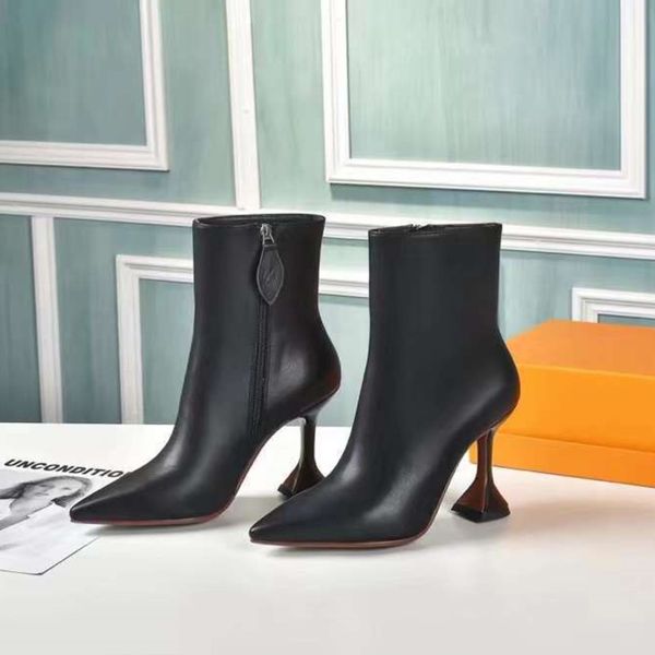 

amina muaddi women pointed-toe leather boots designer fashion luxury boots crystal fashion high heels genuine leather boot sock boots no388, Black