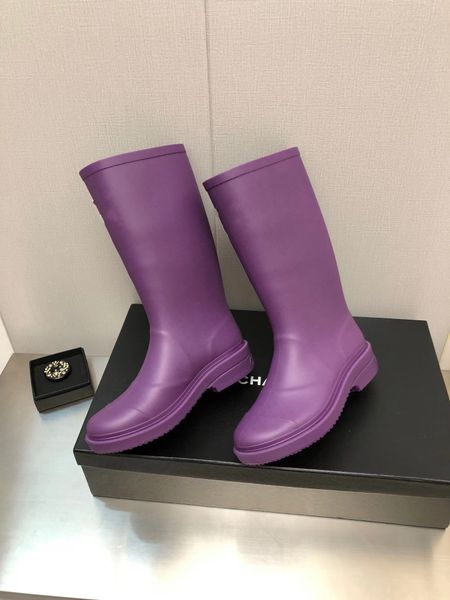 

the 22 new waterproof rain boots are available in five colors with a high appearance level of 36-41 fashion, Black