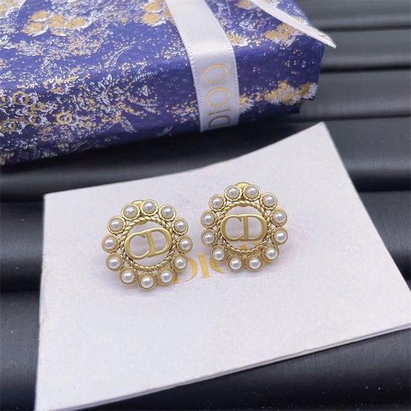 

jewelry store outlets pearl earrings fashion simple light luxury temperament sweet trendy female earrings, Golden