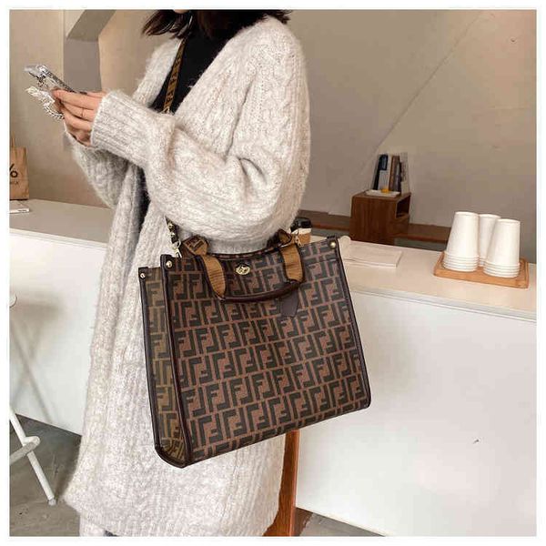 

2022 new designer handbags bags big version fashionable atmosphere simple and versatile high-capacity