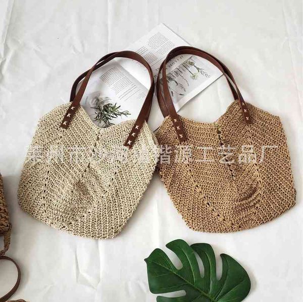 

straight women's bag heart-shaped fashion simple single shoulder hollow crochet bag beach handmade straw