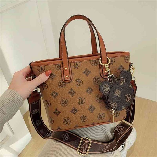 

70% factory online sale bag versatile style portable bucket bag large capacity wide shoulder strap single shoulder