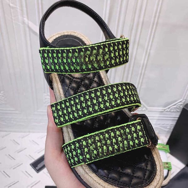 

2022 summer designer sandal shoes women swallow check slippers slingback hook loop strap slides luxurys platform straw bottom slip on sports, Black