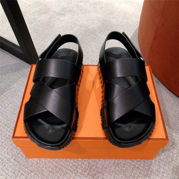 

lovers sports sandals color matching breathable technology fabric anti-skid wear-resistant thick soled shoes with size 35-45, Black