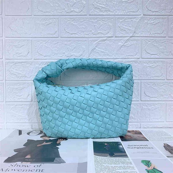 

bottegas venetas hand woven dumpling bag versatile portable shoulder knotted carry simple armpit wrap wrist