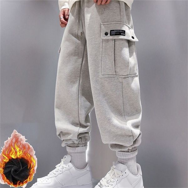 

men's pants arrival trendy men sweatpants plus size winter loose trouser outdoor male pocket warm comfort jogging sport pantalones 2208, Black