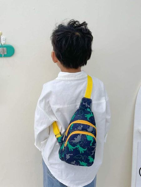 

boys cartoon pattern colorblock sling bag she