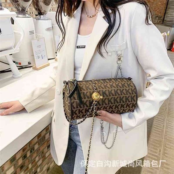

cylinder women's 2022 new boston style single shoulder diagonal cross fashion letter chain bag 60% off online