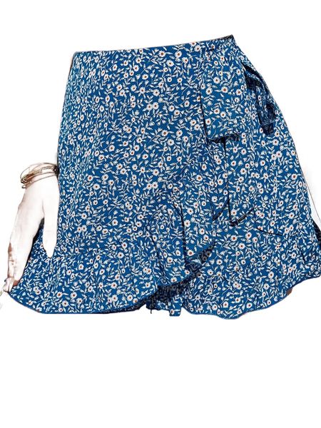 

ditsy floral ruffle trim tie side skort f7t9#, White;black
