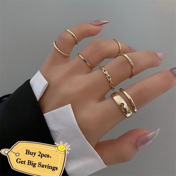 

7pcs rings set selling metal hollow round opening women chain finger ring boho pearl moon rings party gifts fashion jewelry 220728, Slivery;golden