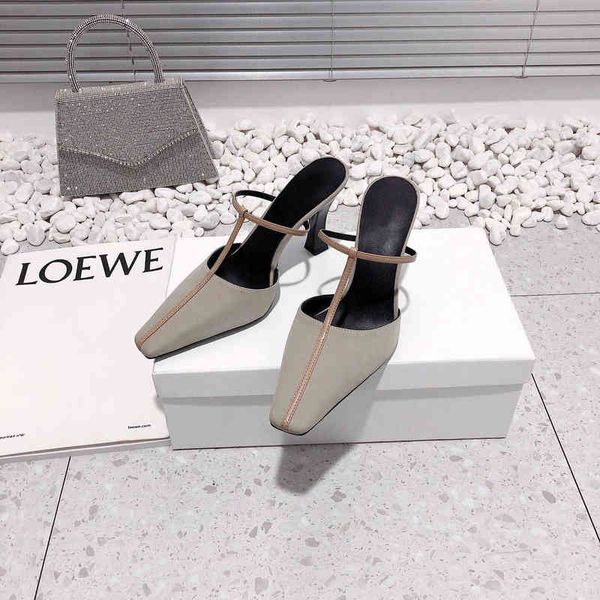 

2022 spring and summer new fashion temperament baotou high-heeled slippers sandals french women's heel less shoes, Black