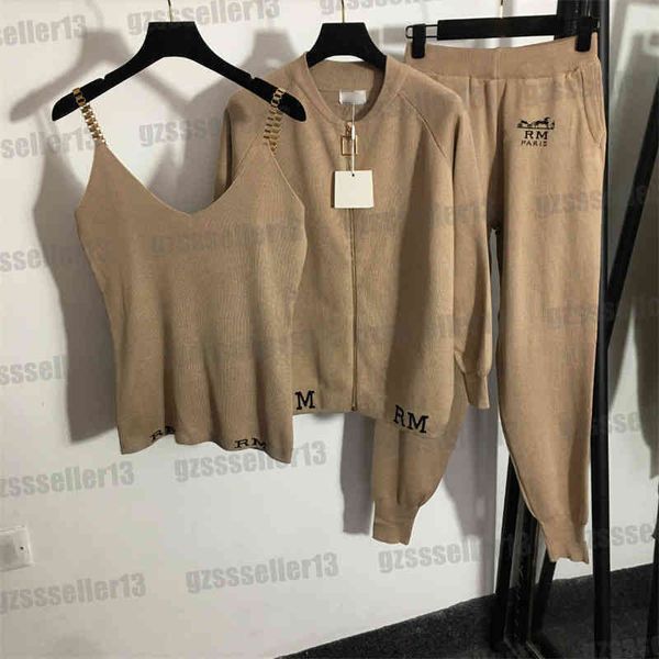 

three-piece womens designer tracksuits two piece women sets fashion brand hme letter logo print cardigan jacket casual trousers and suspende, Gray