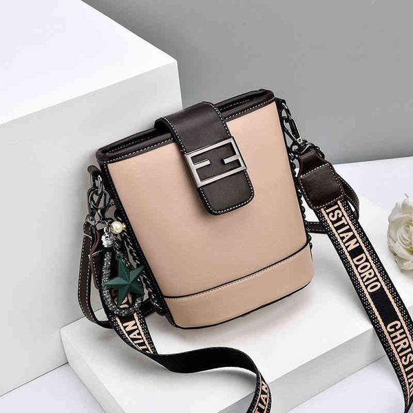 

small bag women's 2022 new net red popular versatile one messenger fashion high-grade sense bucket luxury designer handbag shoulder bag