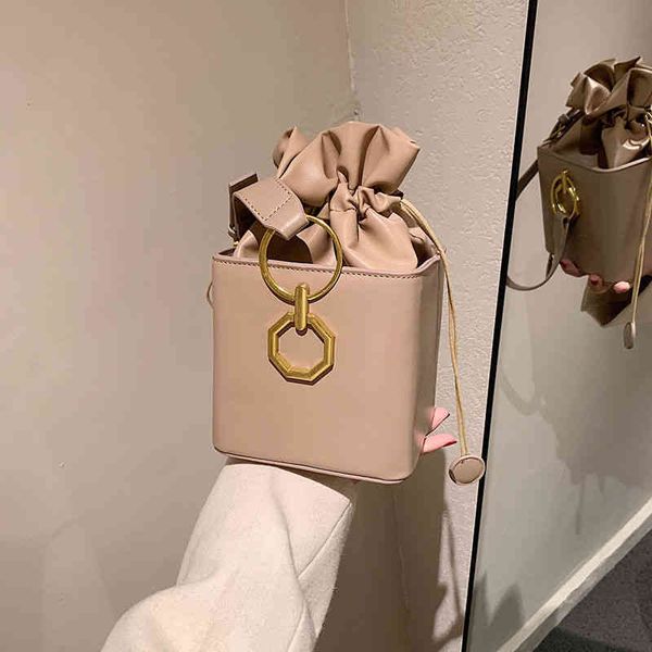 

ladies fashion personality trend new brand bag wholesale this year's popular 2022 women's and summer versatile small portable buck