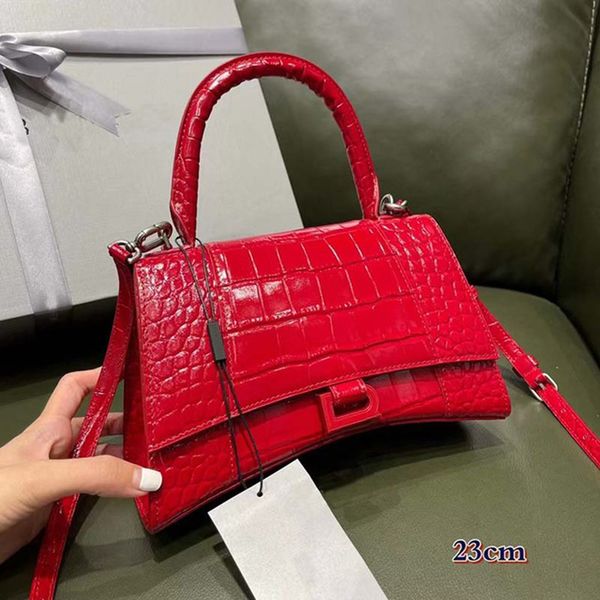 

luxurys designers fashion bags handbag women leather shoulder bag large capacity chain messenger pillow handbags high grade versatile textur