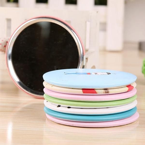 Lady Girl Cute Mini Makeup Cosmetic Portable Pocket Mirror Colore casuale