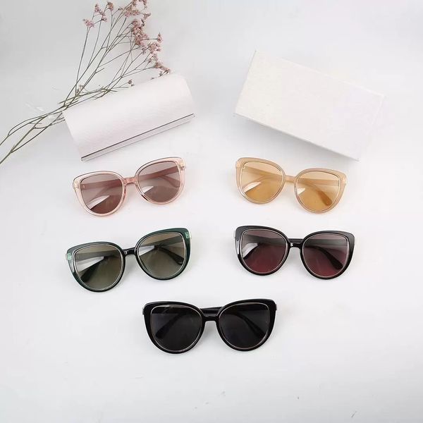 

2022 fashion sunglasses summer sunglass beach sun glasses for man woman 5 color with box 2967, White;black