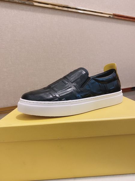 

fashion men designer shoes black letter carved slip on streetwear luxury mens party casual shoe with original box