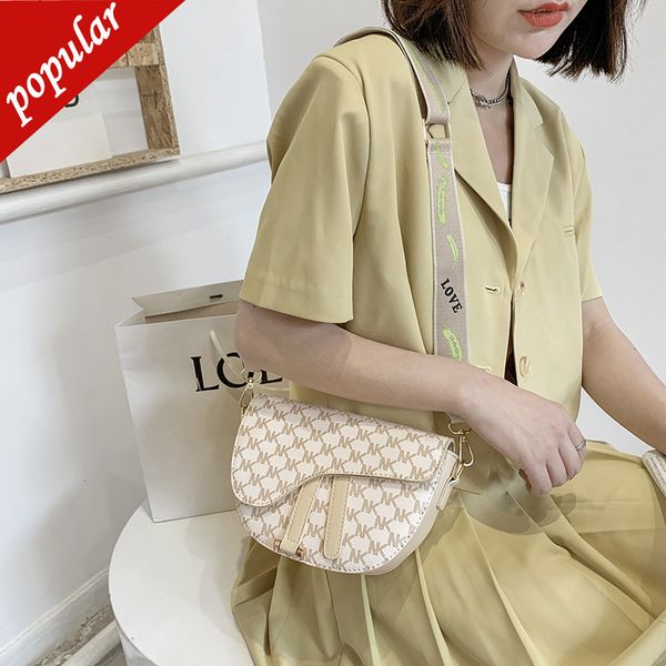 

and new one underarm texture women's msenger simple style shoulder bags
