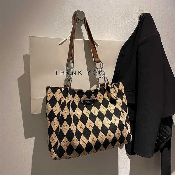 

2022 luxury designer waist bag autumn winter new evening bags fashion simple shoulder handbags for women