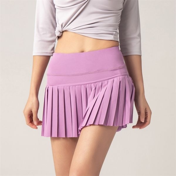 

sports fitness shorts women anti exposure dry quick culottes running double layers gym pleated short skirt with phone pocket 220704, White;black